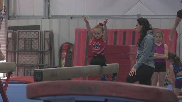 Inspirational Young Girl Born Without Legs Competes As Gymnast