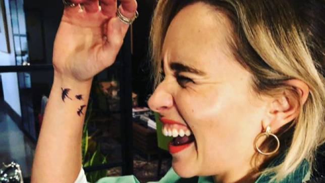 Emilia Clarke Just Got The Best ‘Game Of Thrones’ Tribute Tattoo Ever ...