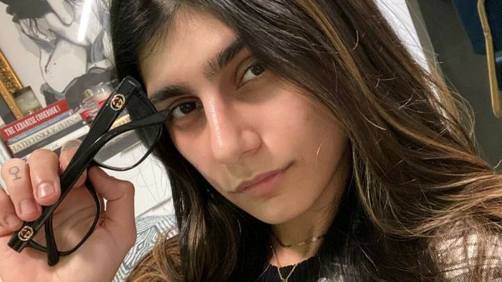 ​Mia Khalifa Auctions Her Famous Glasses To Raise Money For Lebanon