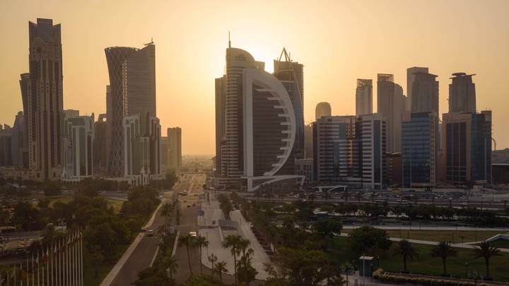 Qatar Installs Outdoor Air Conditioning Systems To Cope With Extreme Heat