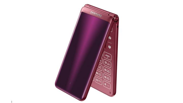 Samsung Is Bringing Back The Flip-Phone And We Know You Want One
