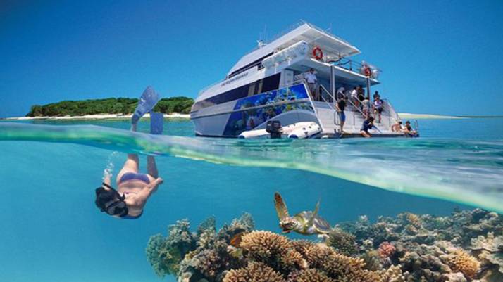 An Underwater Hotel Is Opening In The Great Barrier Reef