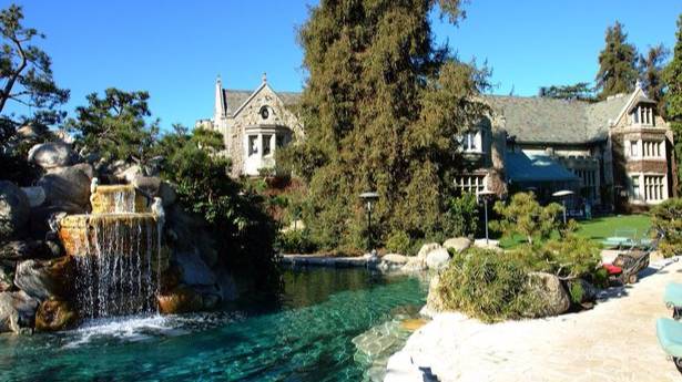 What Will Happen To The Legendary Playboy Mansion Now Hugh Hefner Has Died?