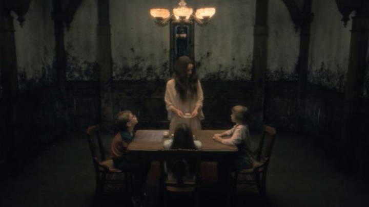 All the Hidden Ghosts You Missed In The Haunting Of Hill House