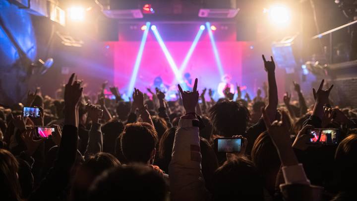 Wuhan Locals Party In Packed Clubs After Reporting No Covid Cases Since May