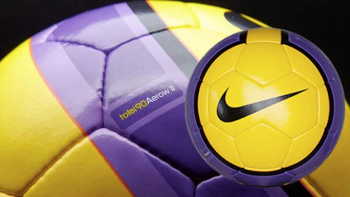 The Greatest Ball Of The Premier League Era Is From 07 08