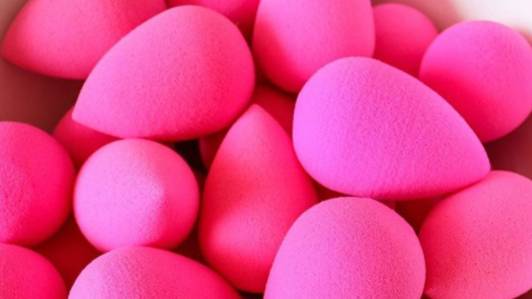 Apparently We've Been Using Our Beautyblenders Wrong This Whole Time