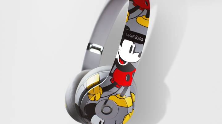 Dre beats discount mickey mouse