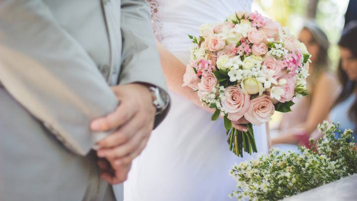 Woman Threatens To Uninvite Parents From Her Wedding If They Don't Contribute Financially