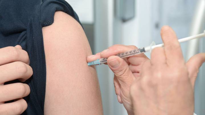 HPV Vaccine To Be Offered To Boys From September 2019