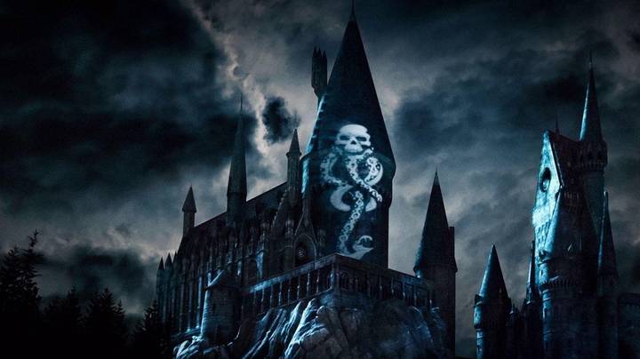 The Wizarding World Of Harry Potter Is Getting A New 'Dark Arts' Light Show