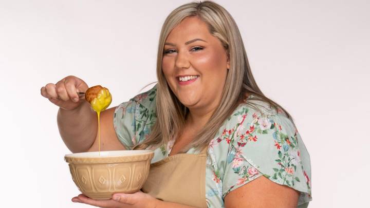GBBO Finalist Laura Hits Back At Trolls For Criticising Her Over Hermine's Elimination