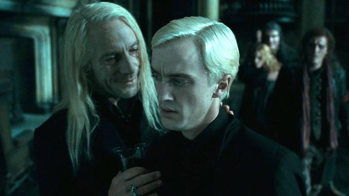 Harry Potter: Return To Hogwarts Lucius Malfoy Actor Accidentally Stabbed Tom Felton On Set Leaving Him In Tears