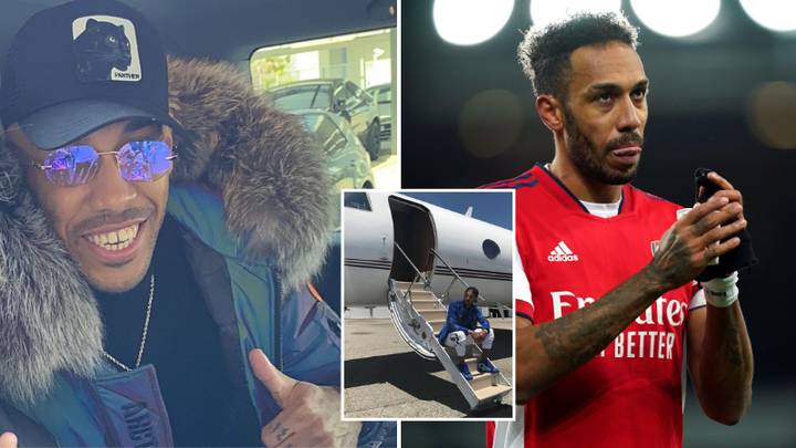 Pierre-Emerick Aubameyang Spotted Just Moments After Getting Off Flight To Seal Transfer Deadline Day Move