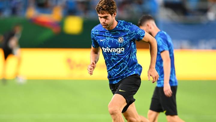 Marcos Alonso waits for Thomas Tuchel green light as Barcelona close in on Chelsea transfer