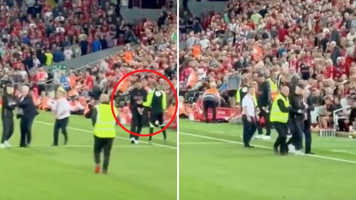Footage shows Jurgen Klopp's furious reaction to fan invading pitch in Liverpool's draw with Crystal Palace