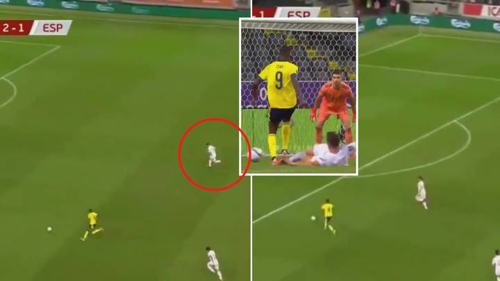 Aymeric Laporte Makes Brilliant Tackle To Deny Alexander Isak In World Cup Qualifier