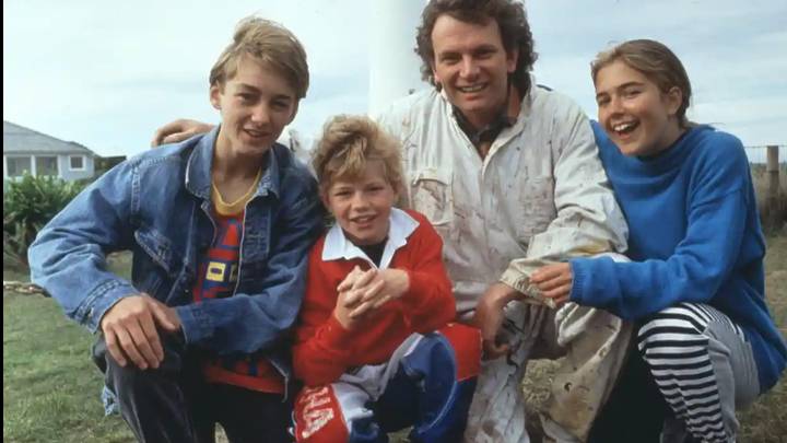Where Is the Cast of Round the Twist Now?