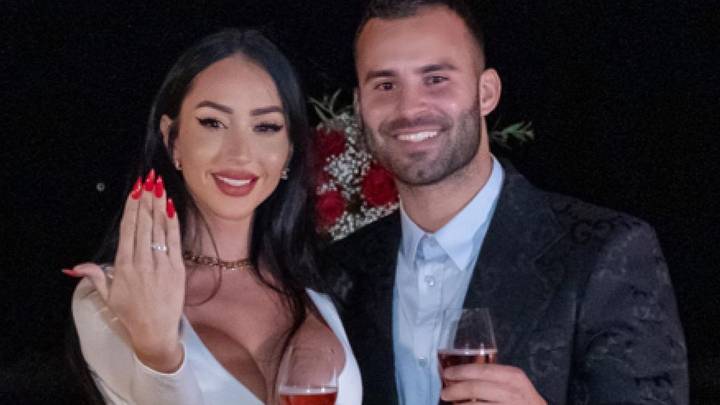Ex Premier League Footballer Jesé Rodríguez Gets Engaged To Model He Took To Court For Harassment