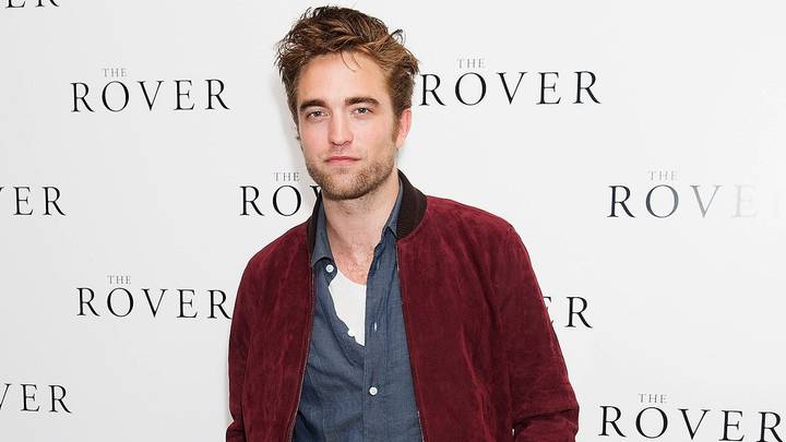Who Is Robert Pattinson's Girlfriend In 2022?