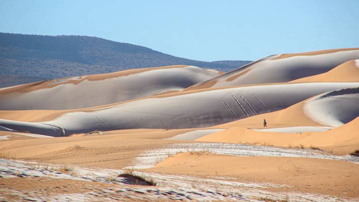 Rare Snowfall Transforms The Sahara Desert Into A Winter Wonderland