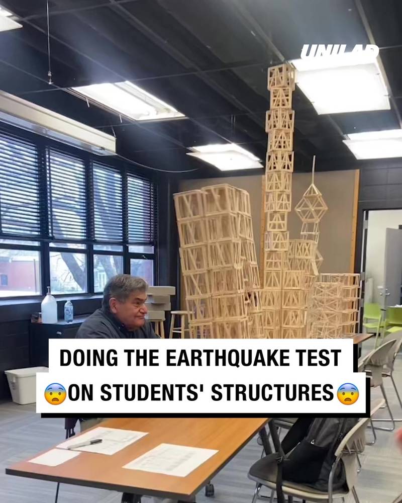 Doing the earthquake test on student's structures