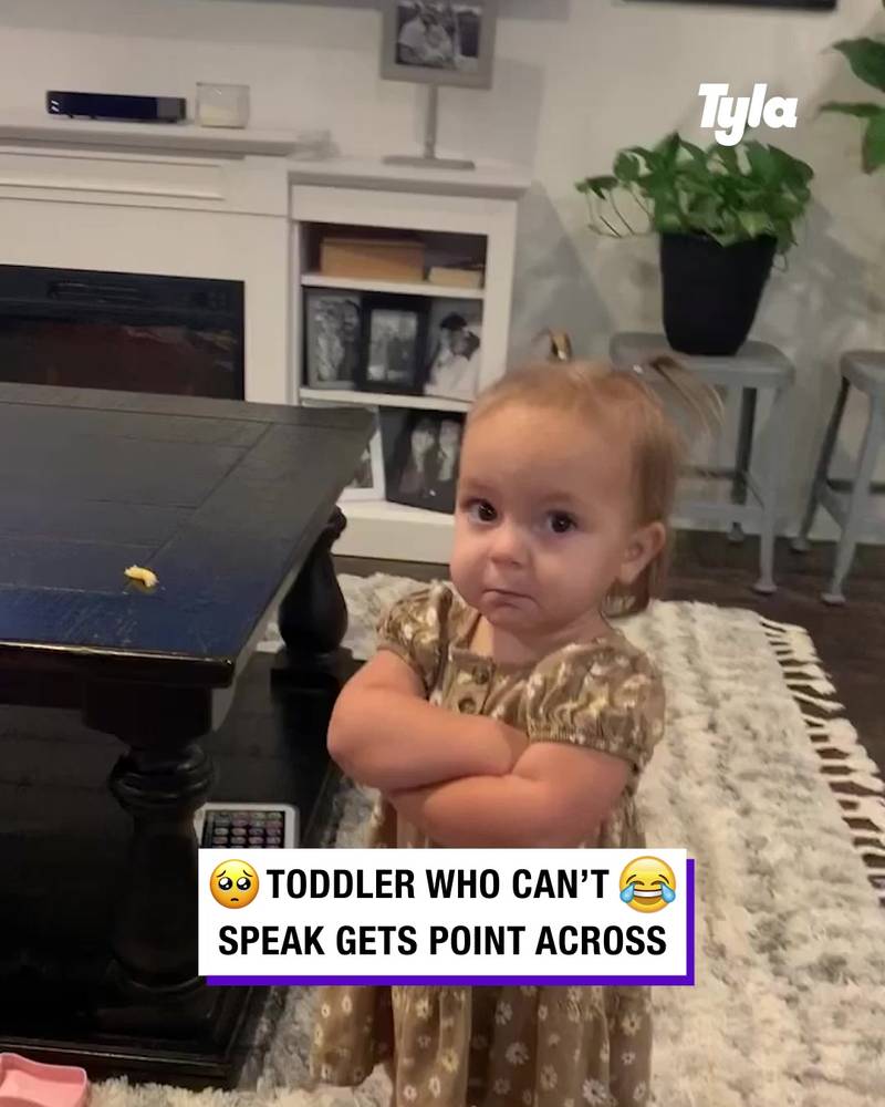 Toddler who can't speak gets point across