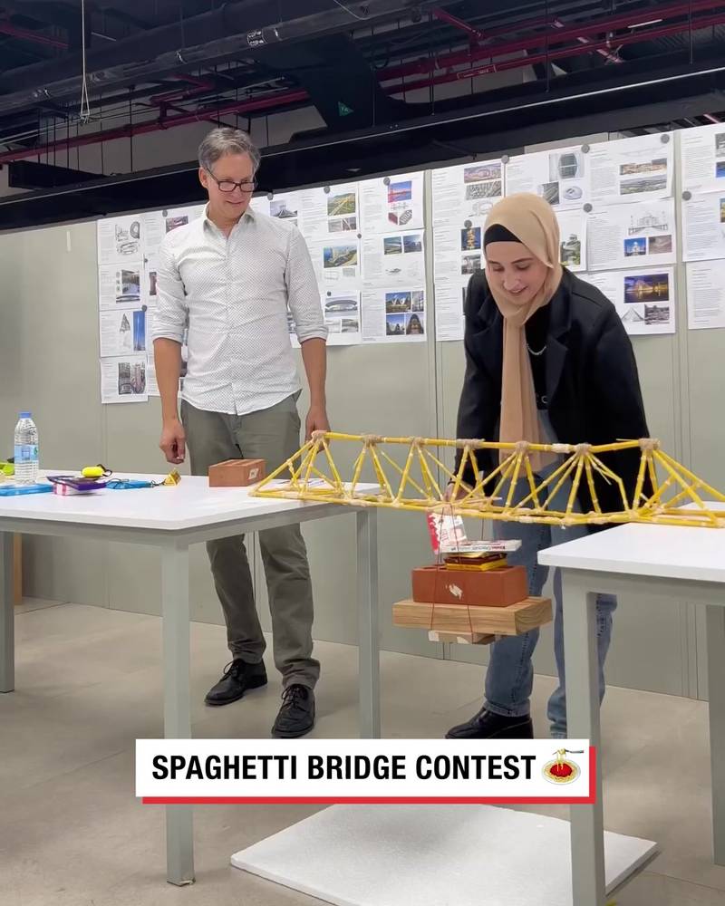 Spaghetti bridge contest