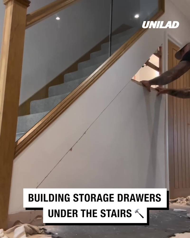 Building Storage drawers under stairs