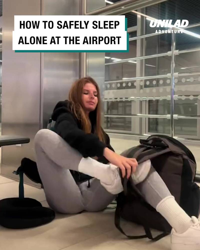 How to sleep alone at the airport 💡