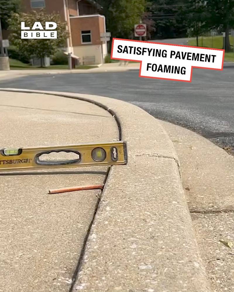 Satisfying Foaming Pavement