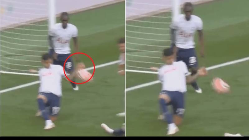 Fans are all saying the same thing about Cristian Romero's 'hand ball' in the North London Derby