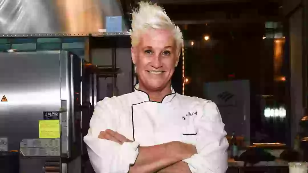 Christina Applegate reveals the tiny MS symptom she experienced that ...