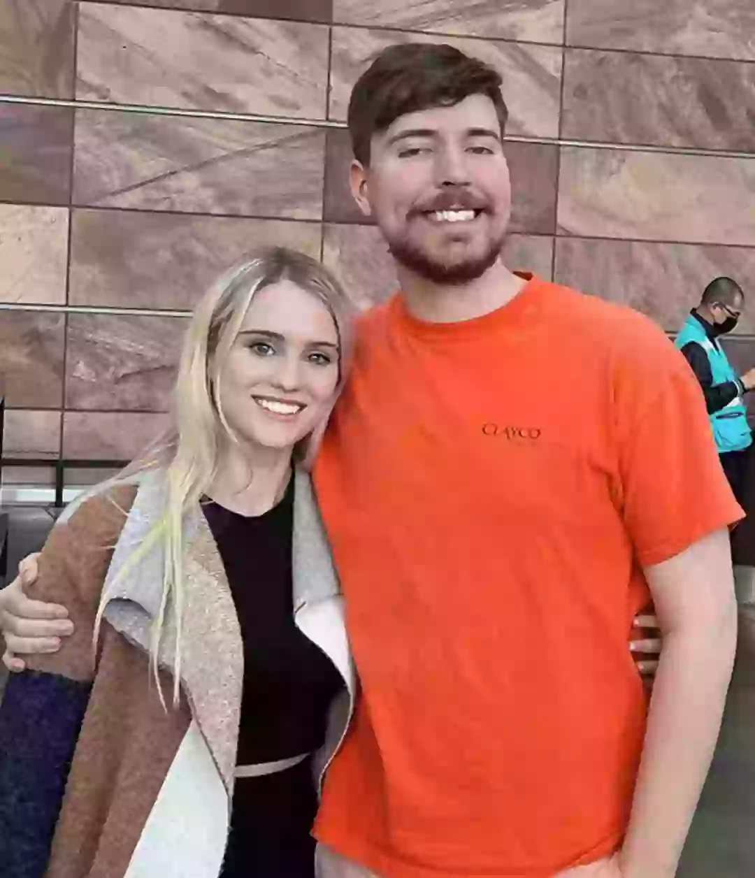 YouTuber MrBeast's girlfriend Thea Booysen speaks out to defend him ...