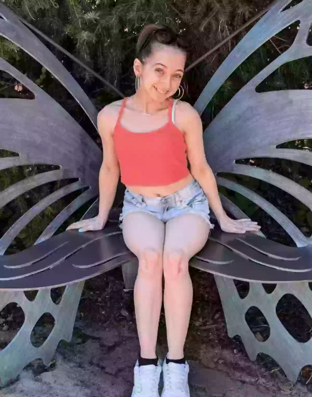 Shaune Roe Woman with rare condition that 'makes her look 8-years-old' explains ...