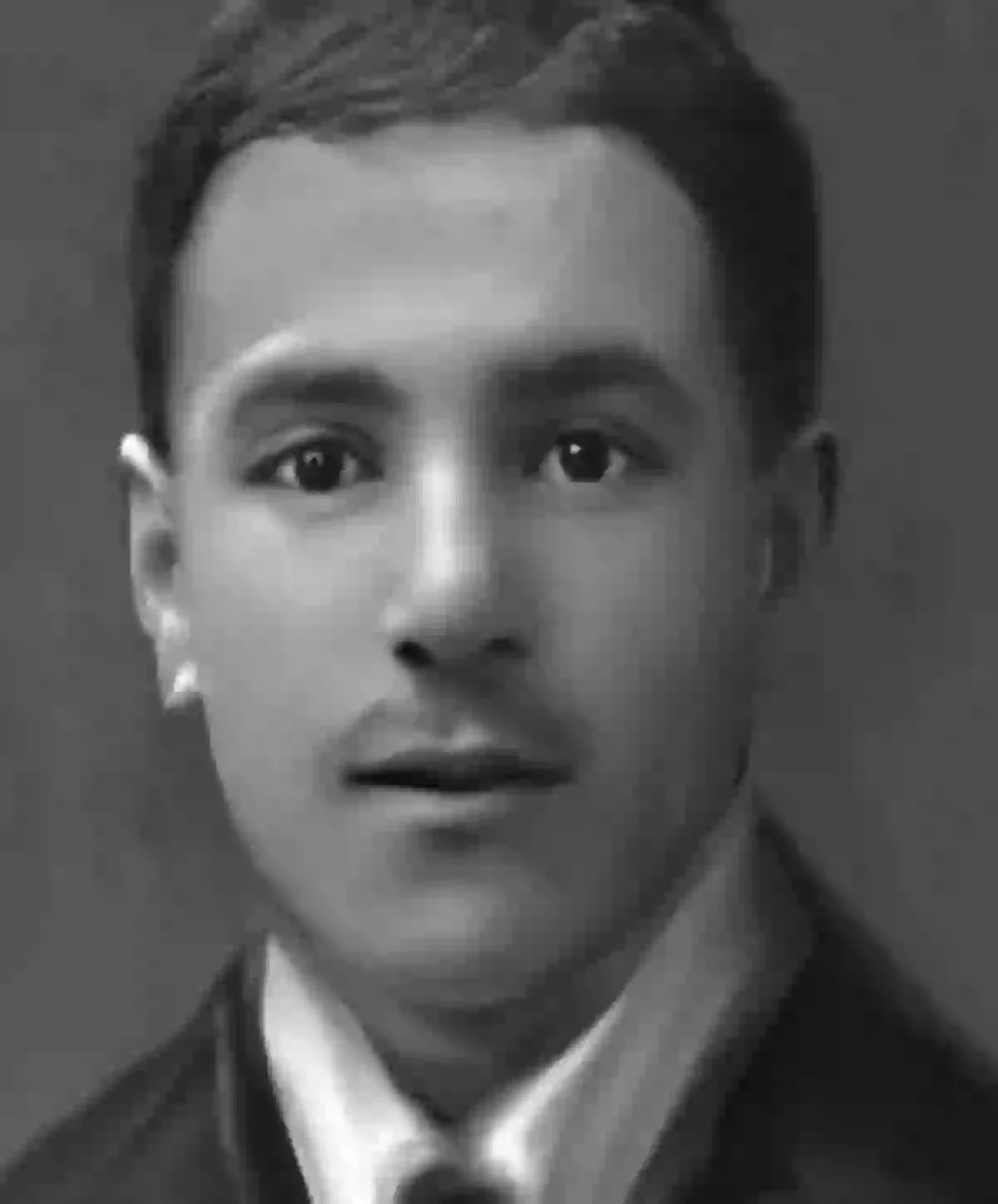 Man who discovered DNA on 100-year-old shawl 'confirming' Jack the ...