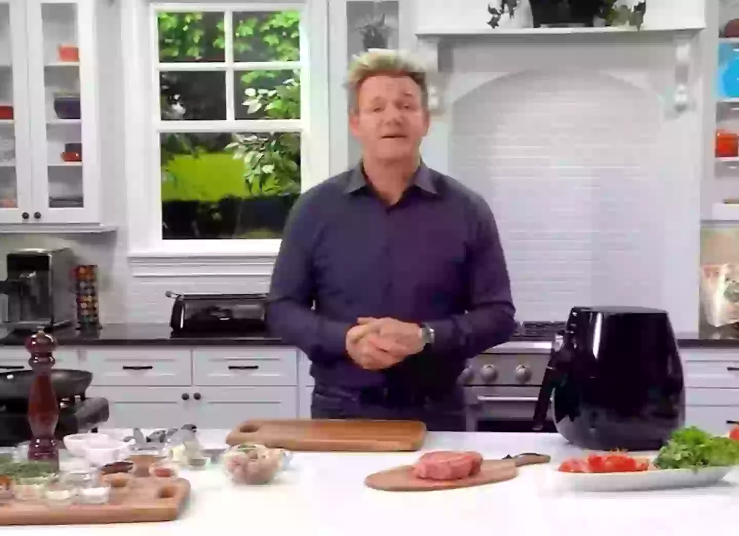 Gordon Ramsay shares his ultimate trick to cook perfect steak in air fryer