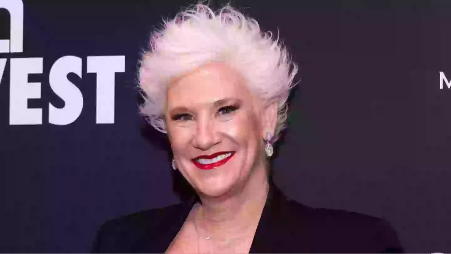 Christina Applegate reveals the tiny MS symptom she experienced that ...