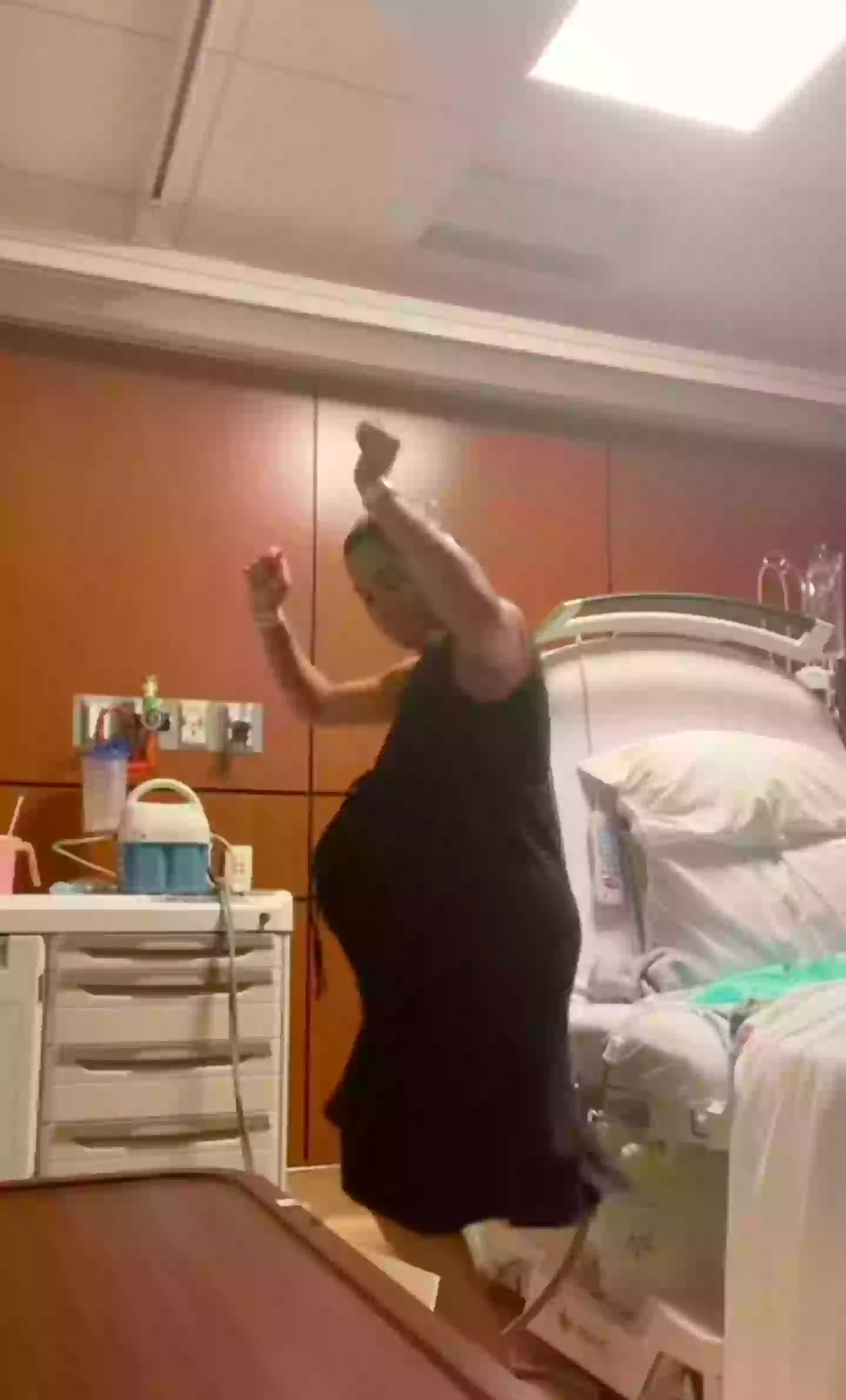 Meghan's throwing it back caused issue online (instagram/@meghan)