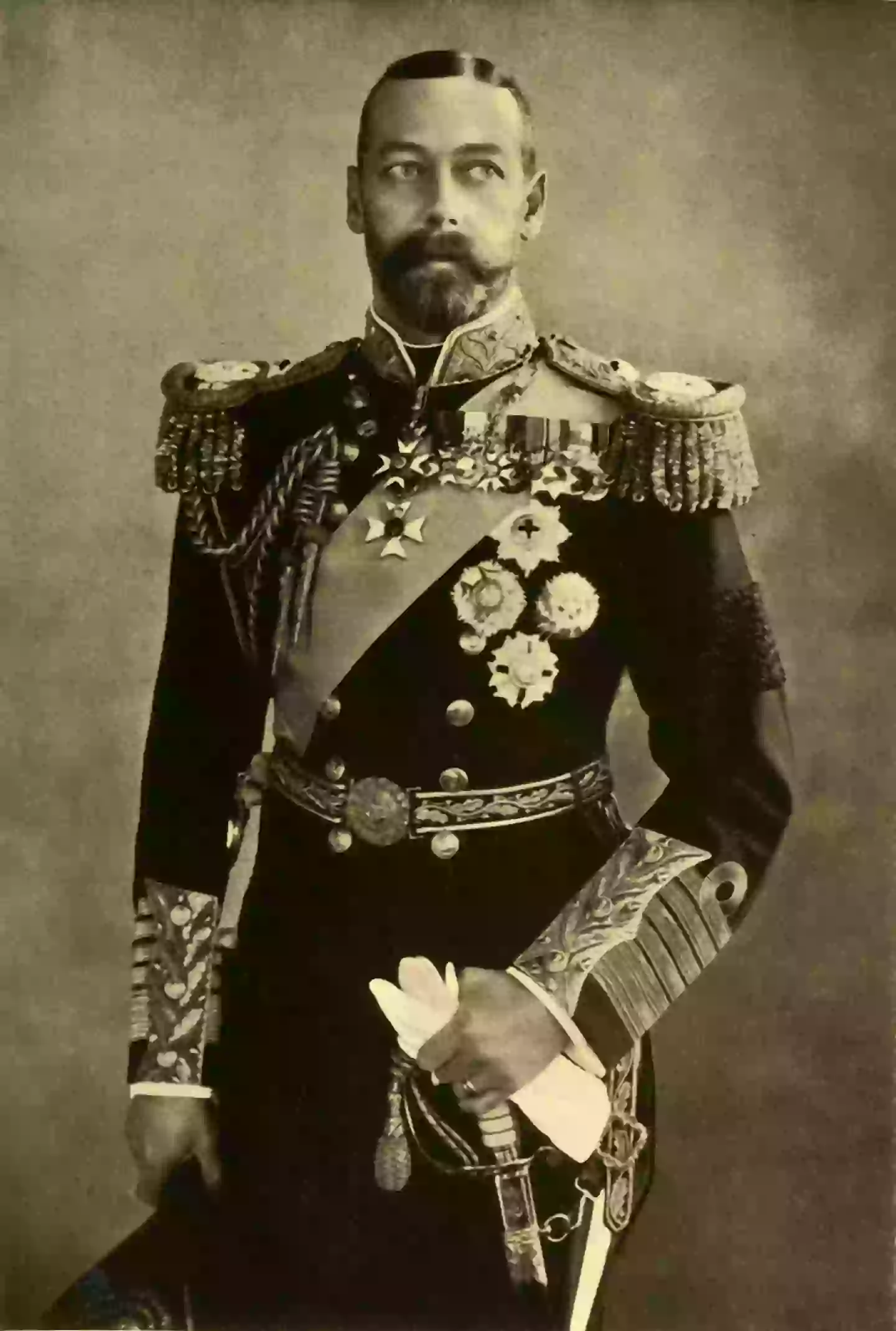 King George V started going by the name 'Windsor' in 1917 (The Print Collector via Getty Images)