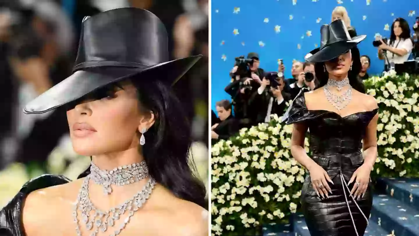 Kim Kardashian Scolds Met Gala Security Guard in Tense Moment as She Nearly Falls 1 What Kim Kardashian said when security guard stepped on Met Gala dress, according to lip reader - Celebrity