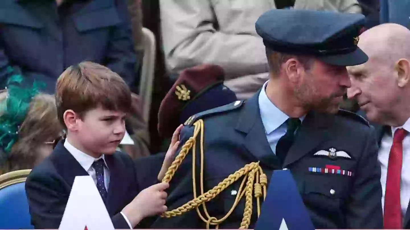 Lip reader reveals brutal comment Prince Louis made to dad Prince William  during VE Day parade