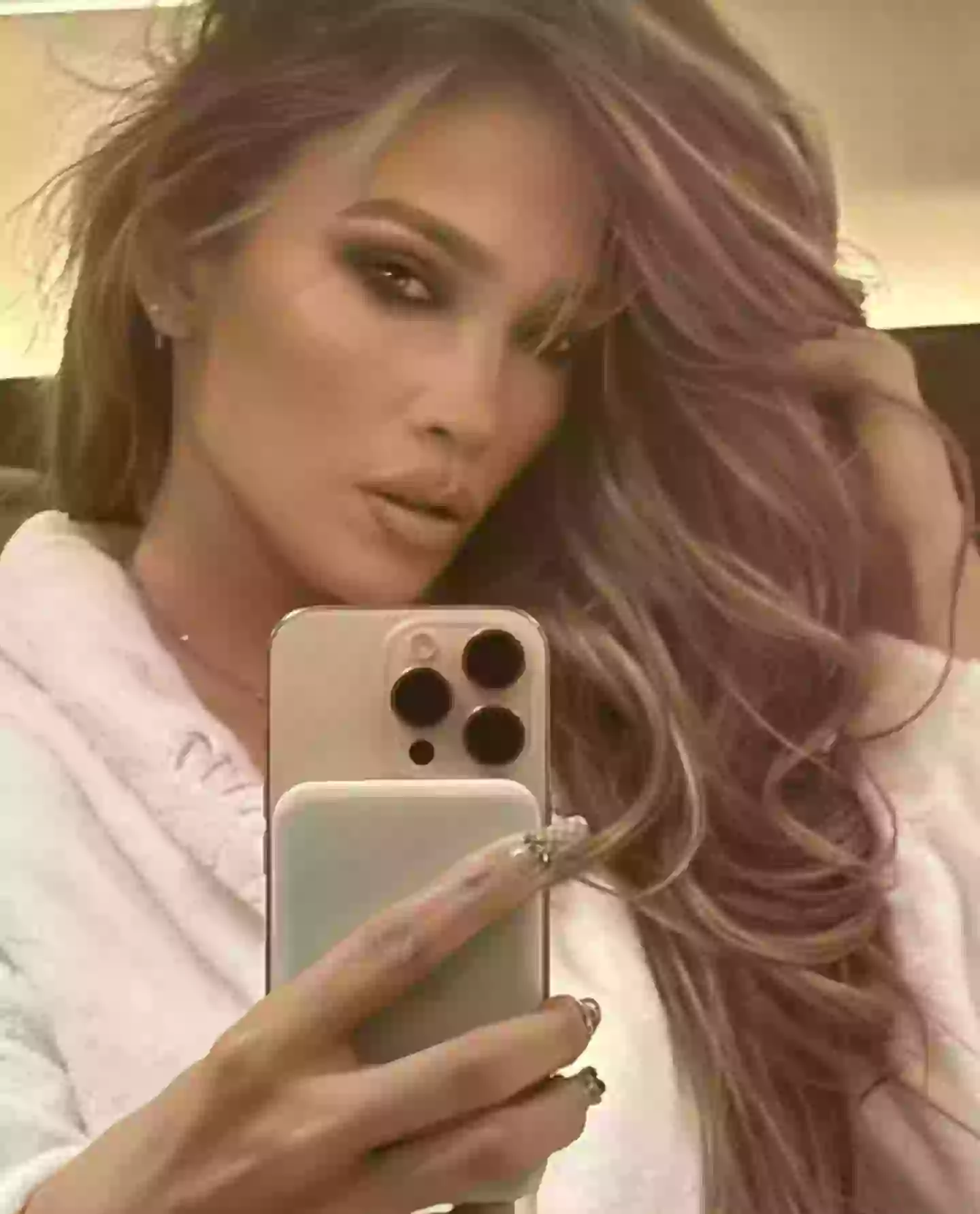 She celebrated her birthday in Turkey with the shopping trip (Instagram/Jlo)