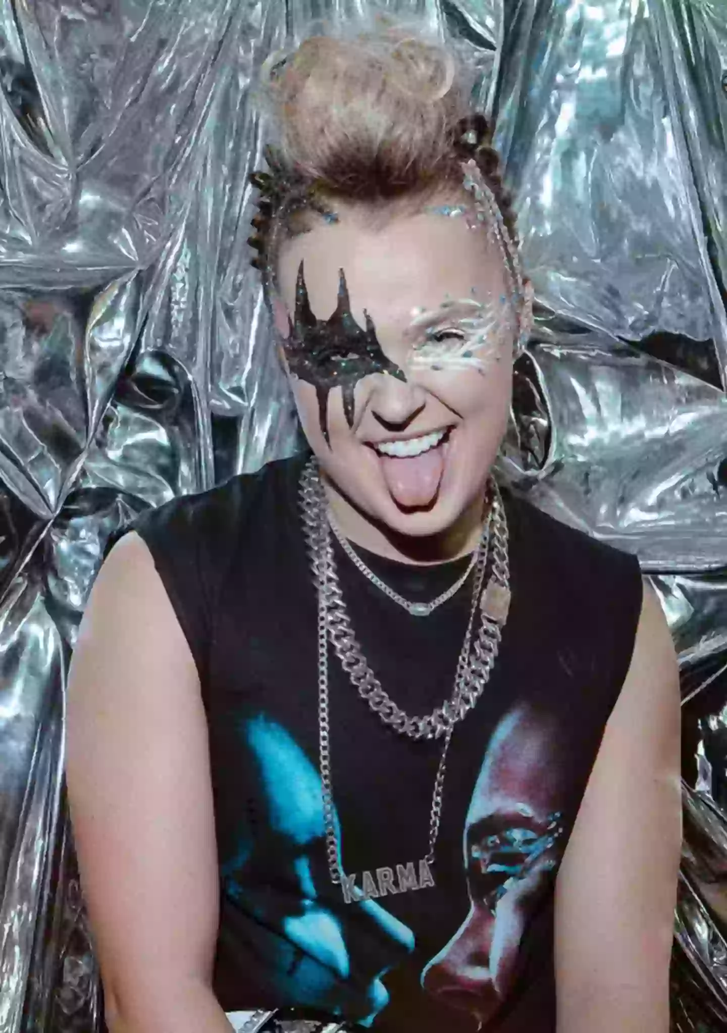 JoJo Siwa has recently switched up her image (Instagram/@itsjojosiwa)