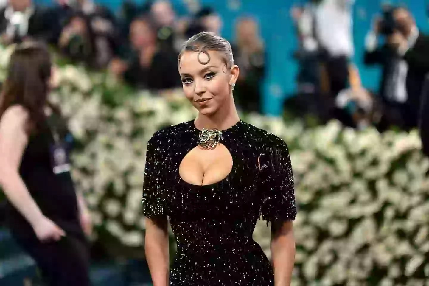 Sydney Sweeney has turned up in an all-black figure-hugging dress at the 2025 Met Gala (Dimitrios Kambouris/Getty Images for The Met Museum/Vogue)