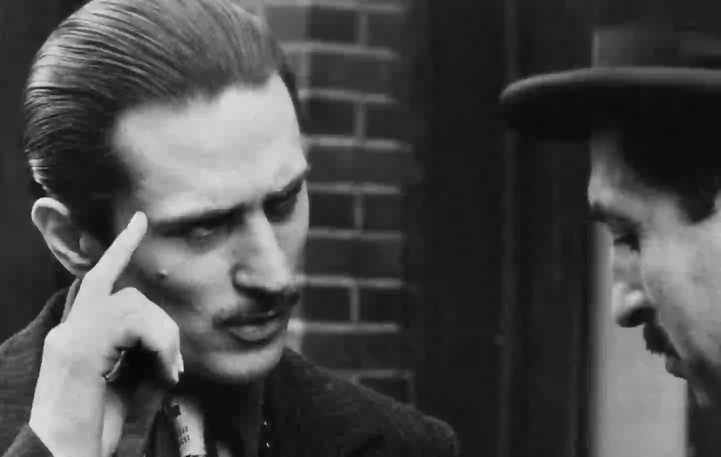 Do De Niro the favor and go watch this iconic classic (Paramount Pictures)