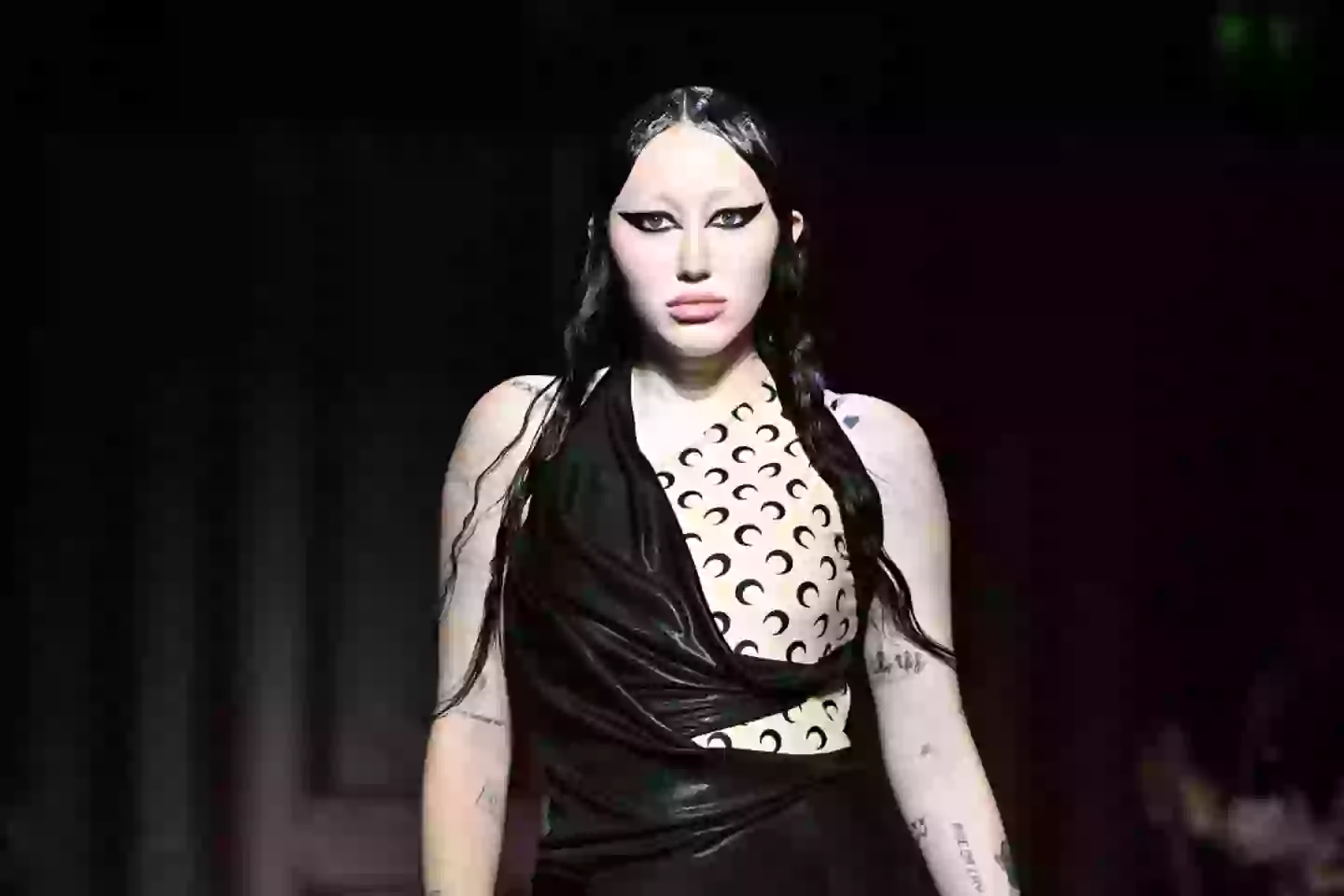 Noah Cyrus' new album features her family (Stephane Cardinale - Corbis/Corbis via Getty Images)