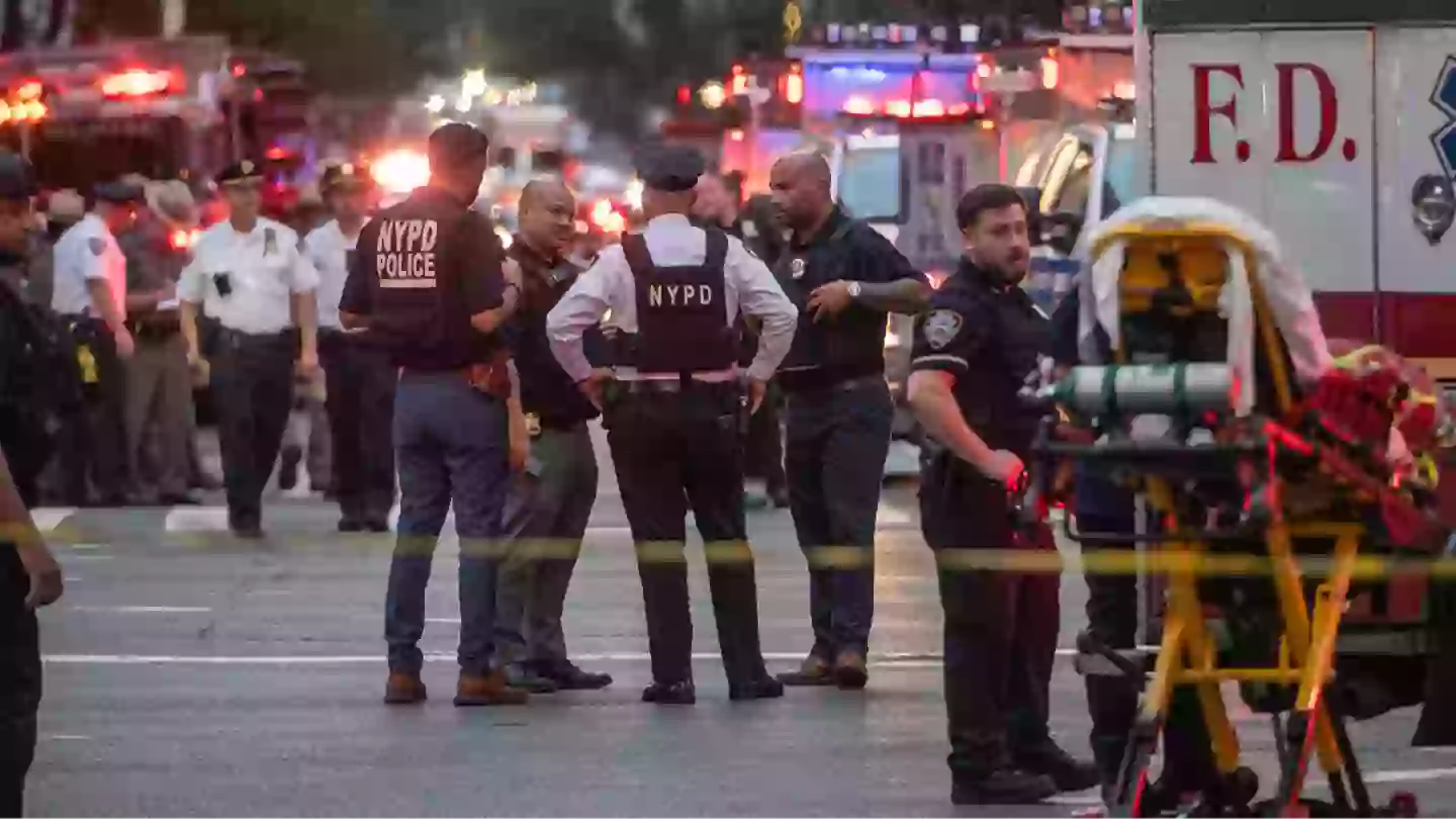 Man opens fire in NYC killing 4 people in gruesome attack before turning gun on himself