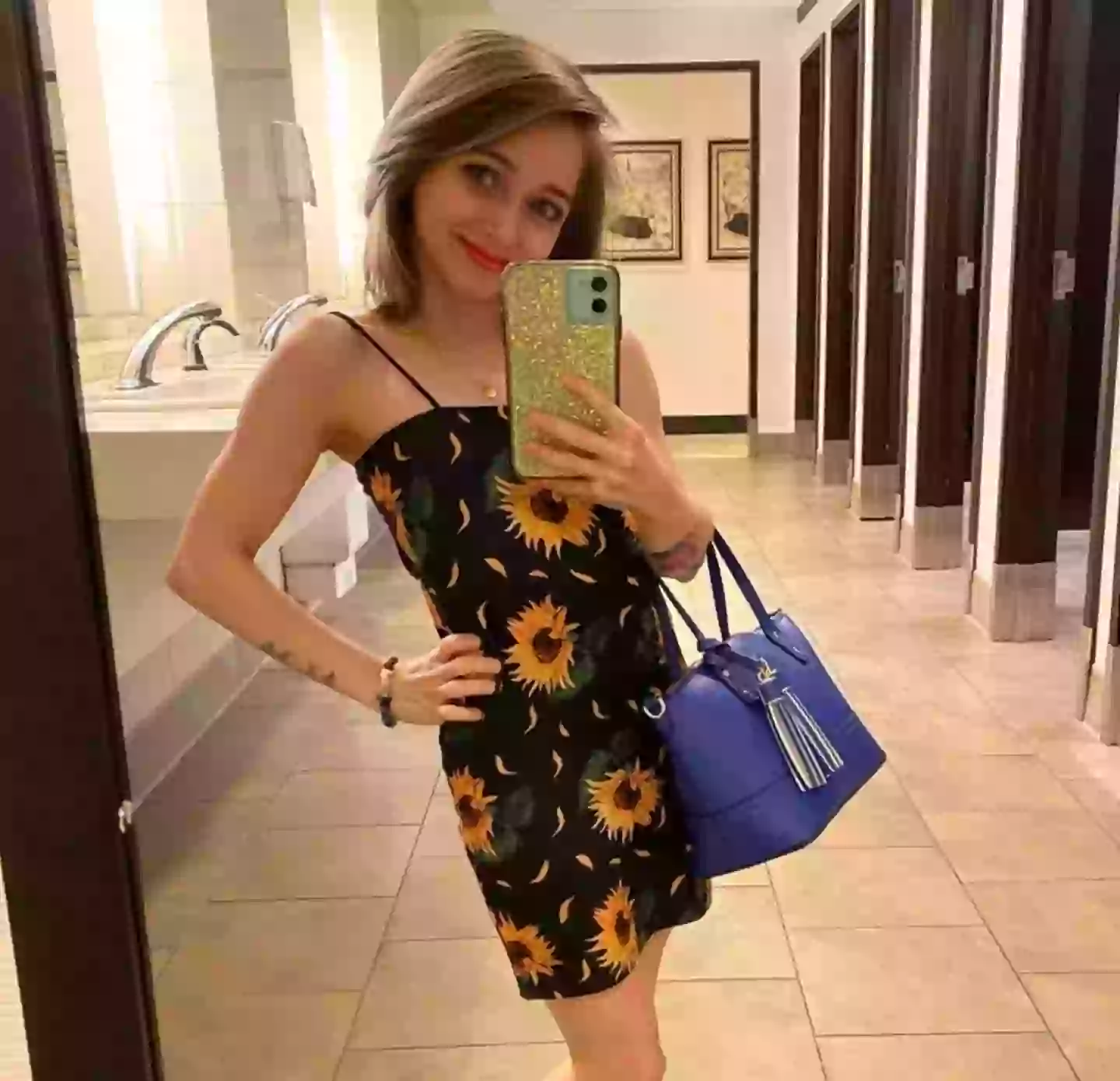 Twenty-five-year-old Shauna Rae was diagnosed with pituitary dwarfism at the age of 16 (Instagram/@thereal_shaunarae99)