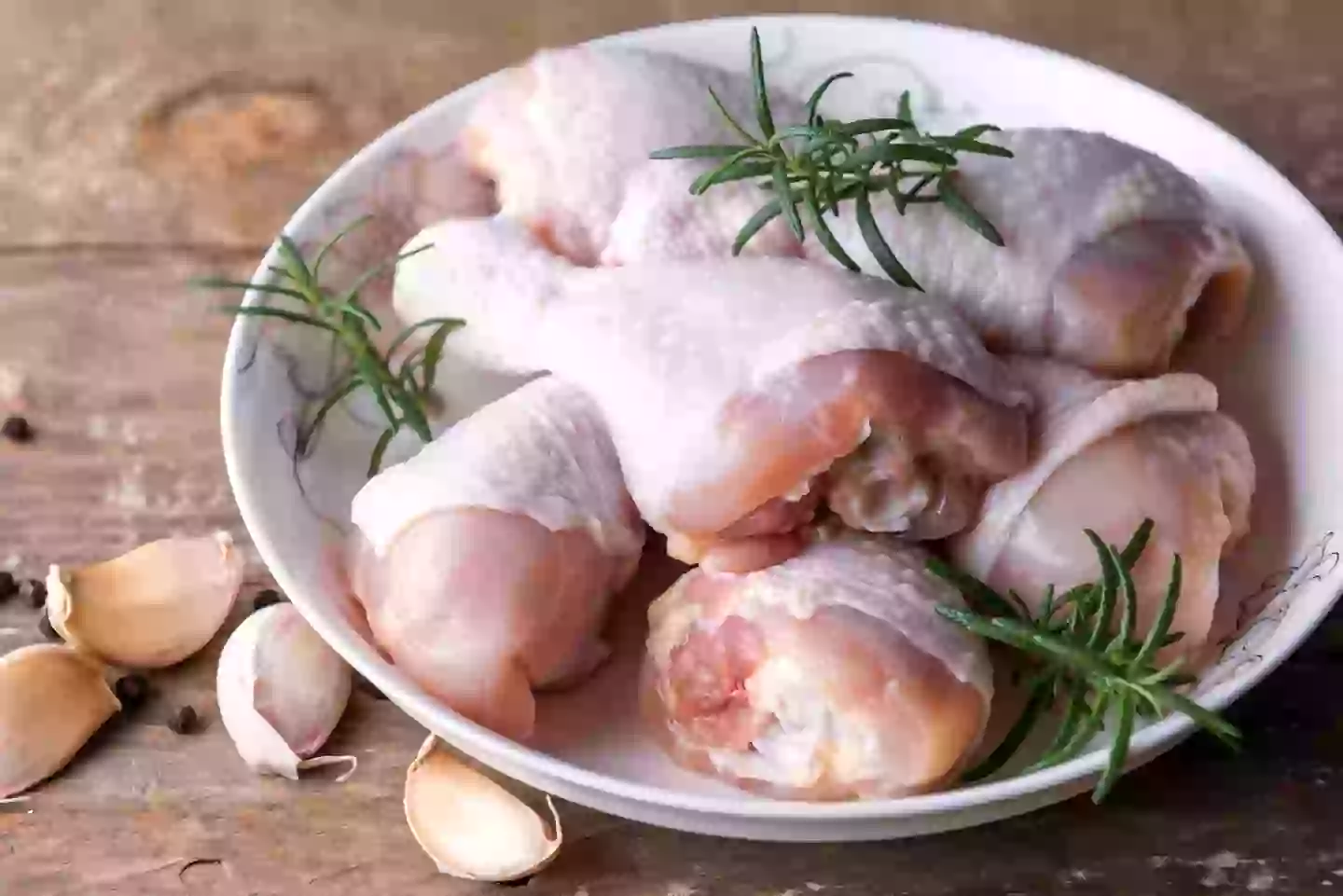 Chicken must be cooked through (Getty Stock Photo)